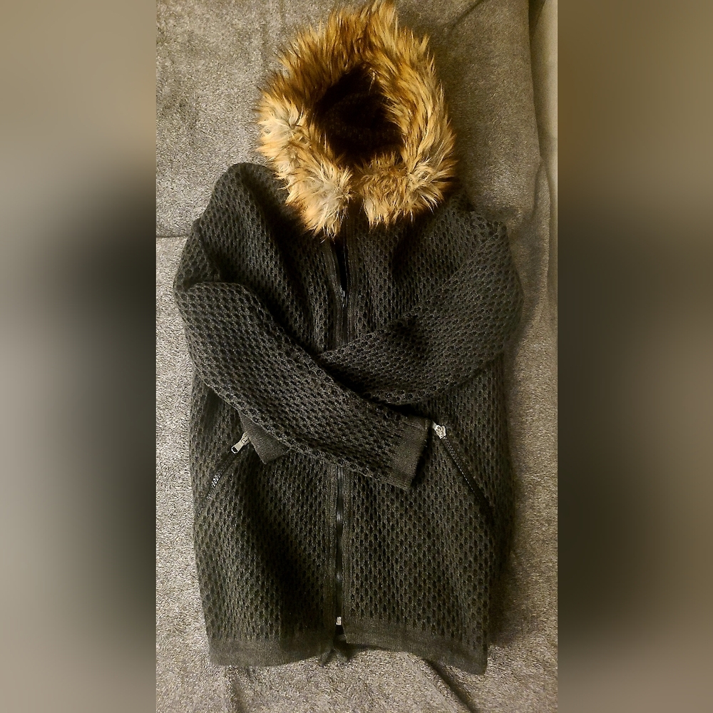 Cardigan sweater